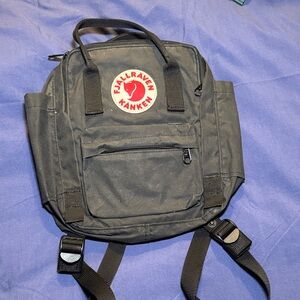 Fjallraven Kånken Mini Backpack black